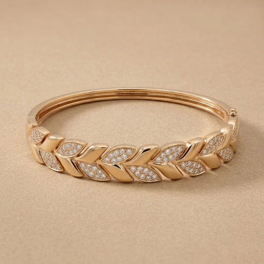 Ollien Laurier Leaf Bangle