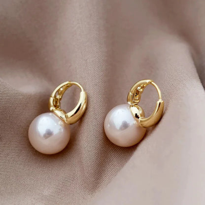 Lumiere Pearl Huggies