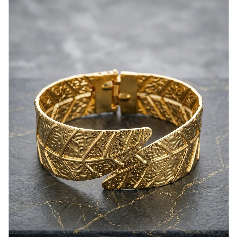 Aurelian Leaf Anti-Tarnish Cuff