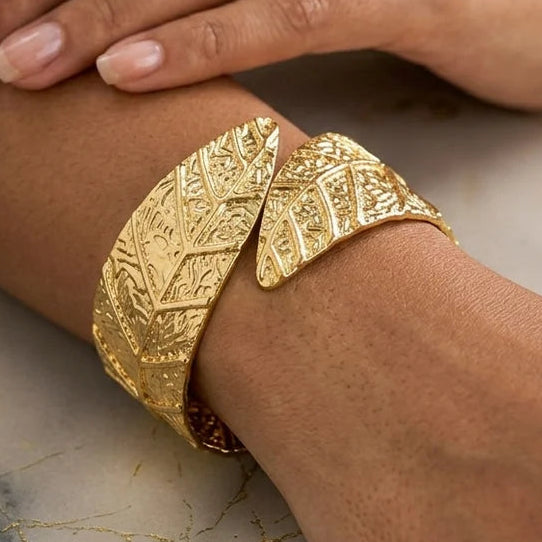 Aurelian Leaf Anti-Tarnish Cuff