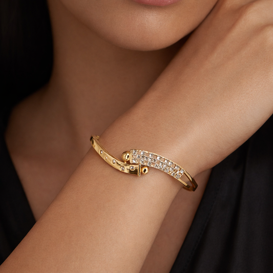 Gilded Wave Zirconia Kada