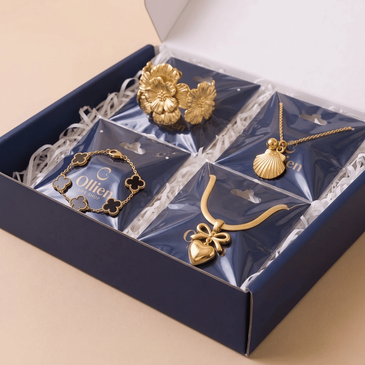 The Golden Garden Set + 2 Earrings FREE