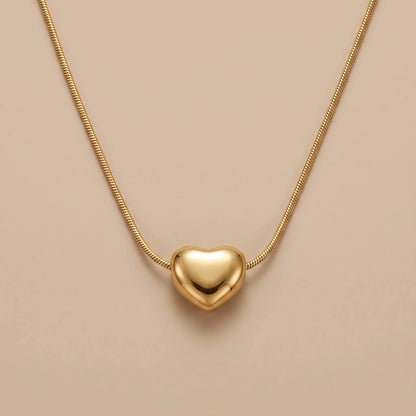 The Golden Love Set + 2 Earrings FREE