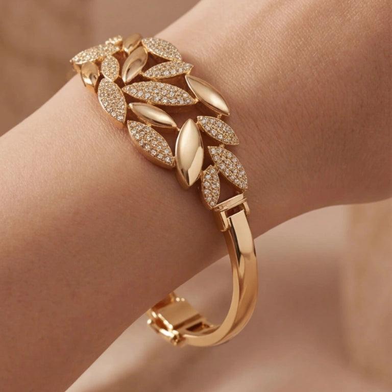 Gilded Laurel Leaf Braclet