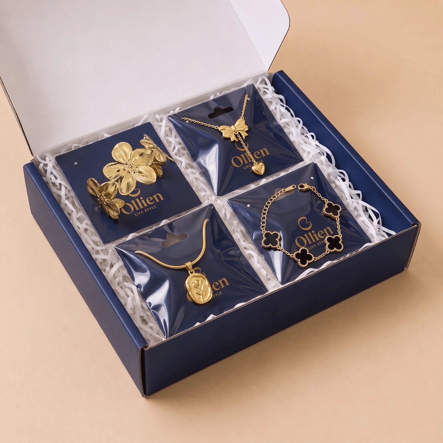 The Bloom & Bow Set + 2 Earrings FREE