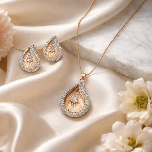 Rose Petal Pendant Set