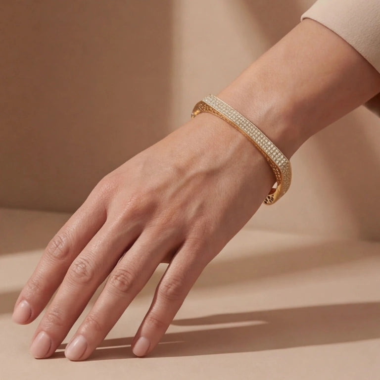Textured Luxe Edge Bangle