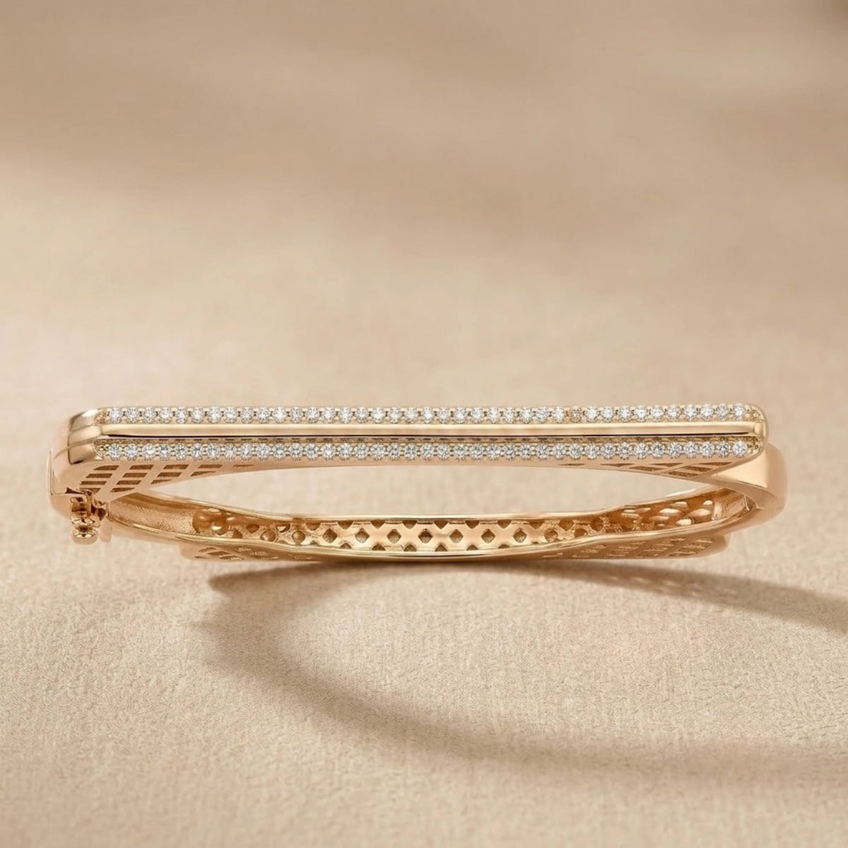 Ollien Monaco Pavé Bar Bangle