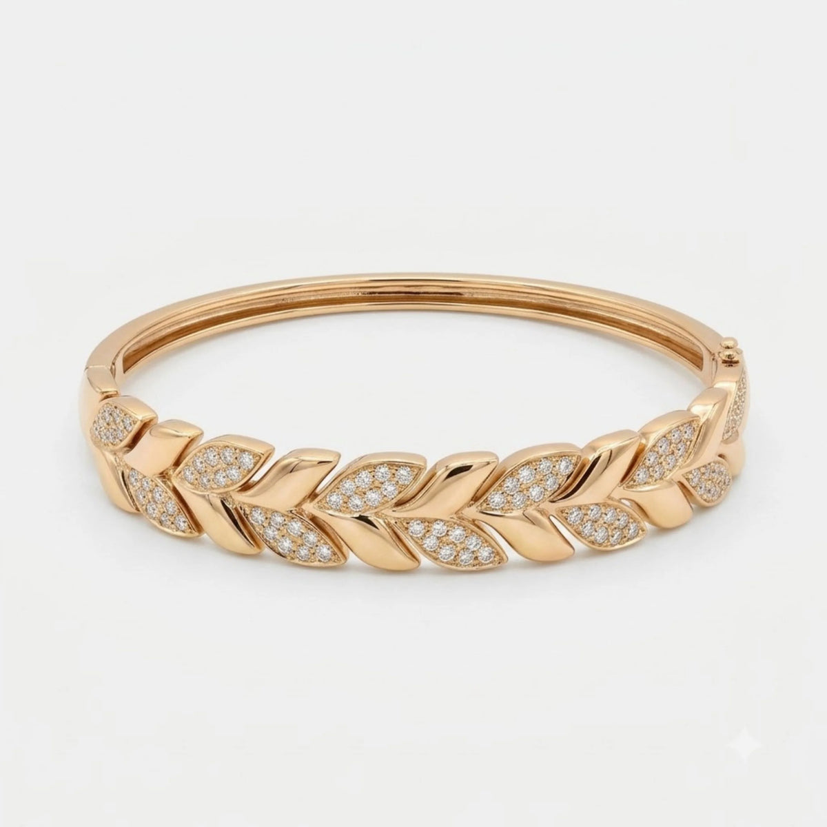 Ollien Laurier Leaf Bangle