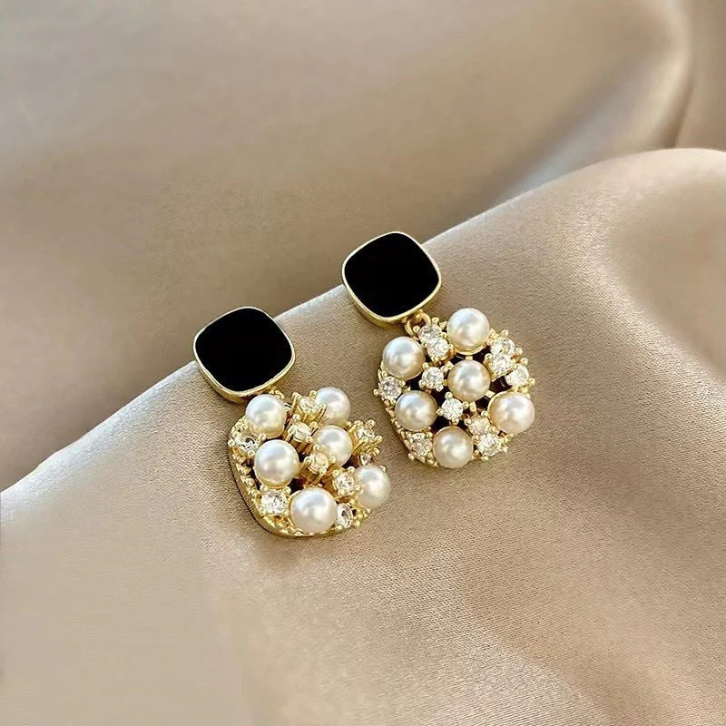 Midnight Pearl Cluster Drops