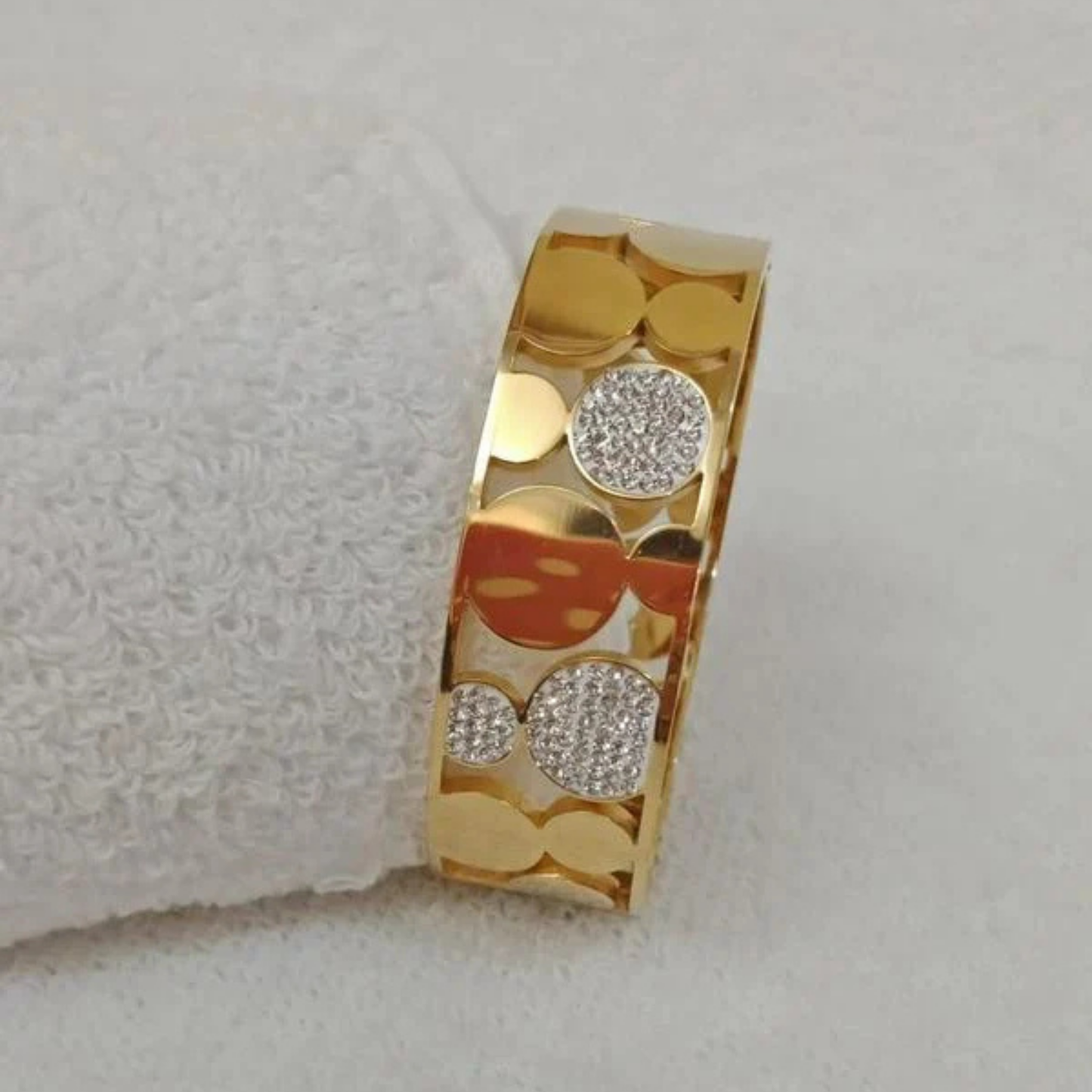 Orbit Disc Open Cuff