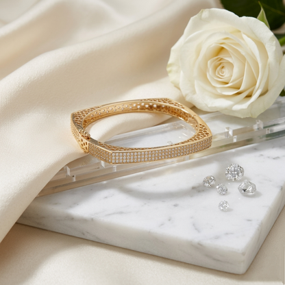 Textured Luxe Edge Bangle