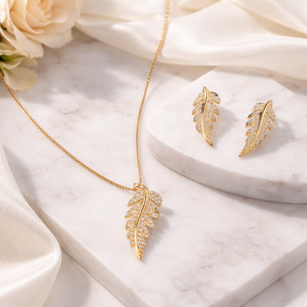 Golden Leaf Pendant Set