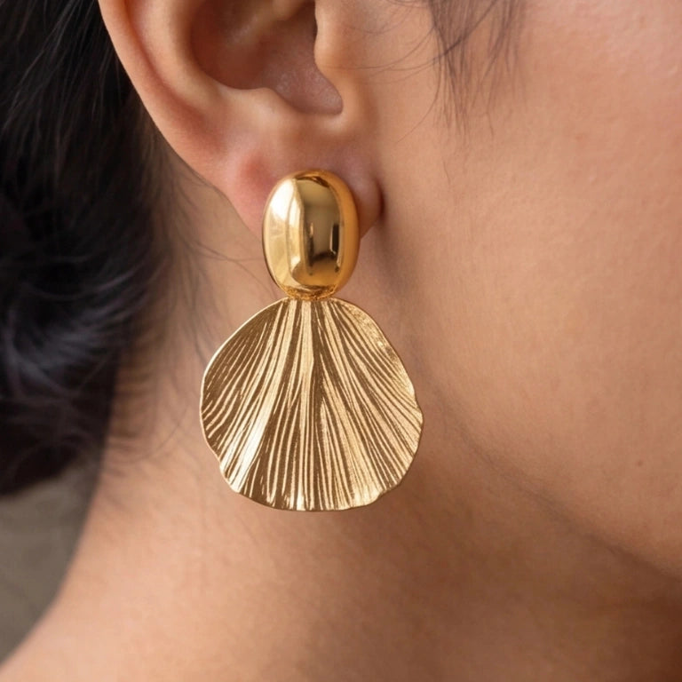 Golden Shell Fan Drops