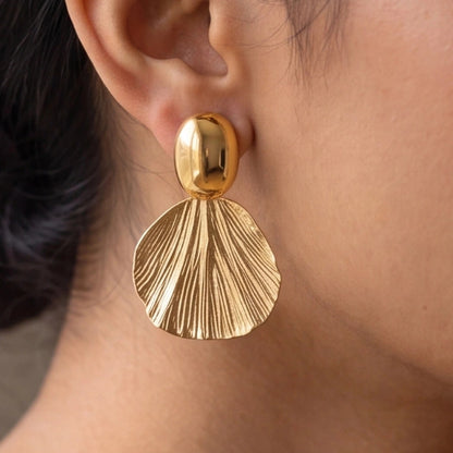 Golden Shell Fan Drops