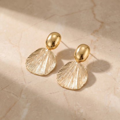 Golden Shell Fan Drops