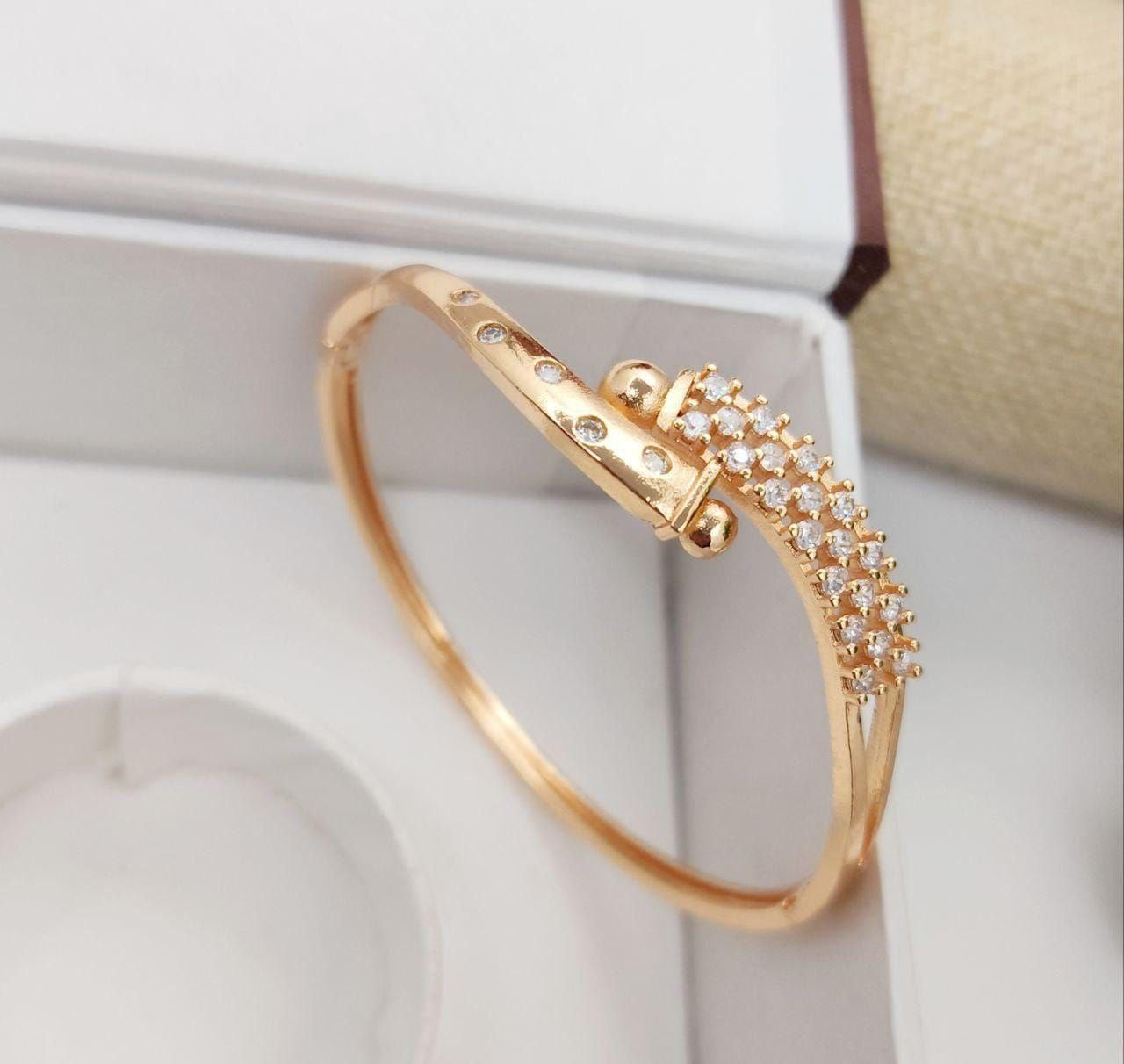 Gilded Wave Zirconia Kada