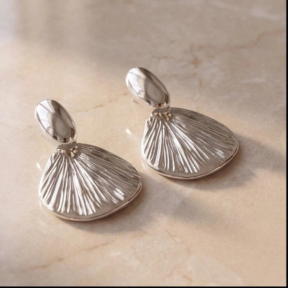 Silver Shell Fan Drops