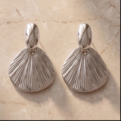 Silver Shell Fan Drops