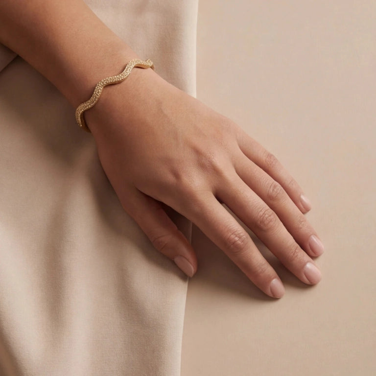 Waveform Crystal Bangle