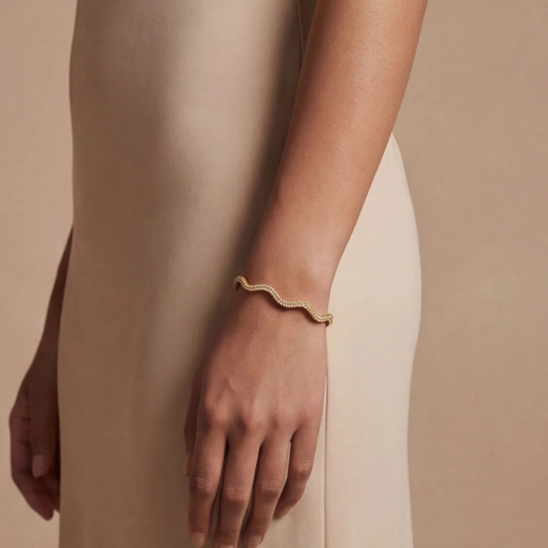 Waveform Crystal Bangle