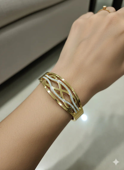 Serpentine Infinity Anti Tarnishing Gold Cuffs